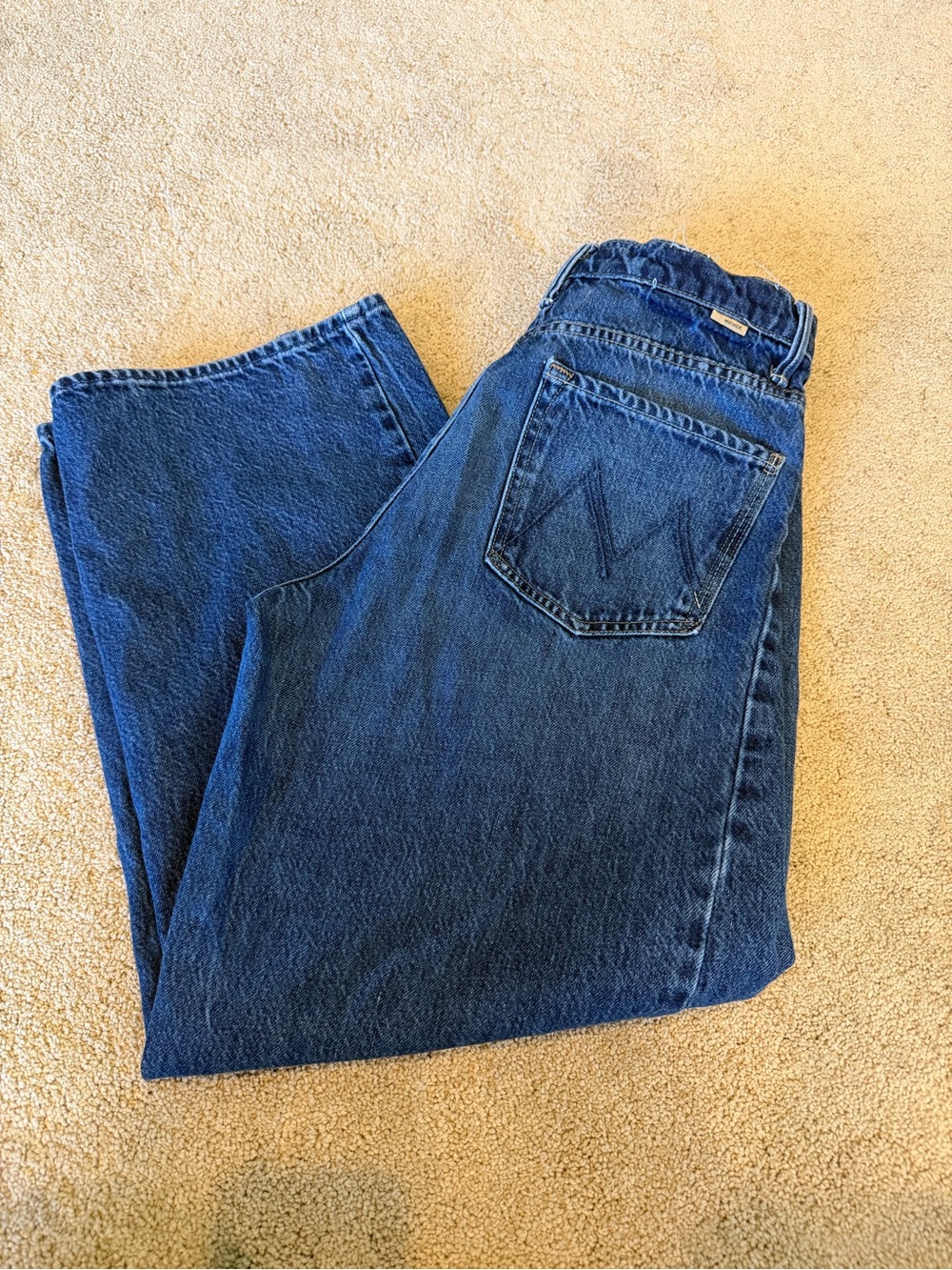 MOTHER Wide Leg Cropped Jeans in Medium Blue Wash half pipe - Picture 3 of 6